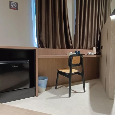Urban Inn, Serai Wangi Padang Serai Exteriör bild