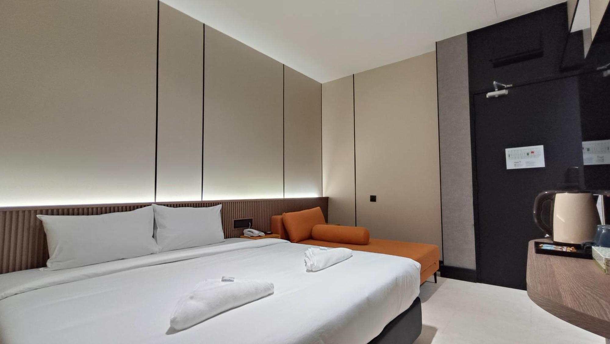 Urban Inn, Serai Wangi Padang Serai Exteriör bild